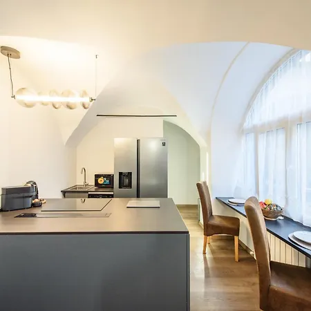 Centro Storico - Yayoi Netflix & Relax * Aosta