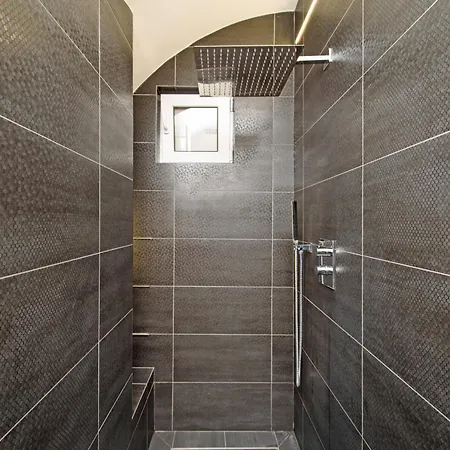 Centro Storico - Yayoi Netflix & Relax Lägenhet *